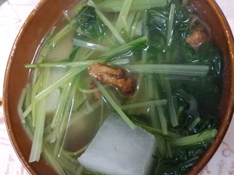 水菜大根しめじ味噌汁